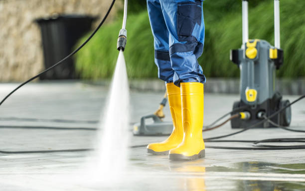 Why Choose Our Certified Pressure Washing Experts for Your Project Needs in Caro, MI?